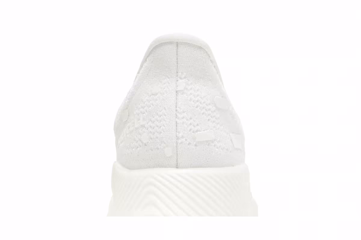 District Vision x New Balance FuelCell RC Elite v2 White, view 8