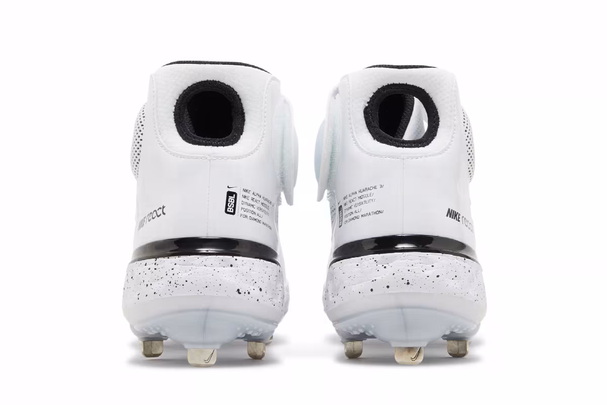 Nike Alpha Huarache Elite 3 Mid White, view 7
