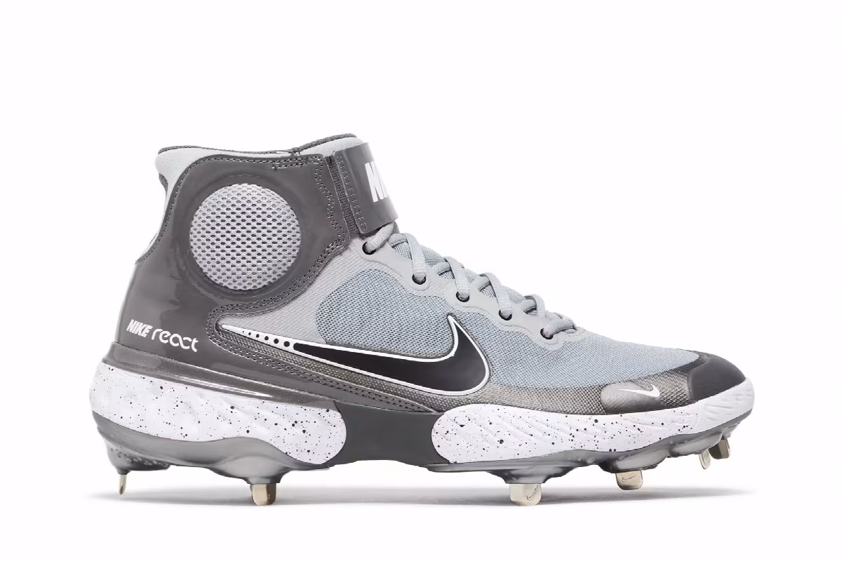 Nike Alpha Huarache Elite 3 Mid Light Smoke Grey, view 2