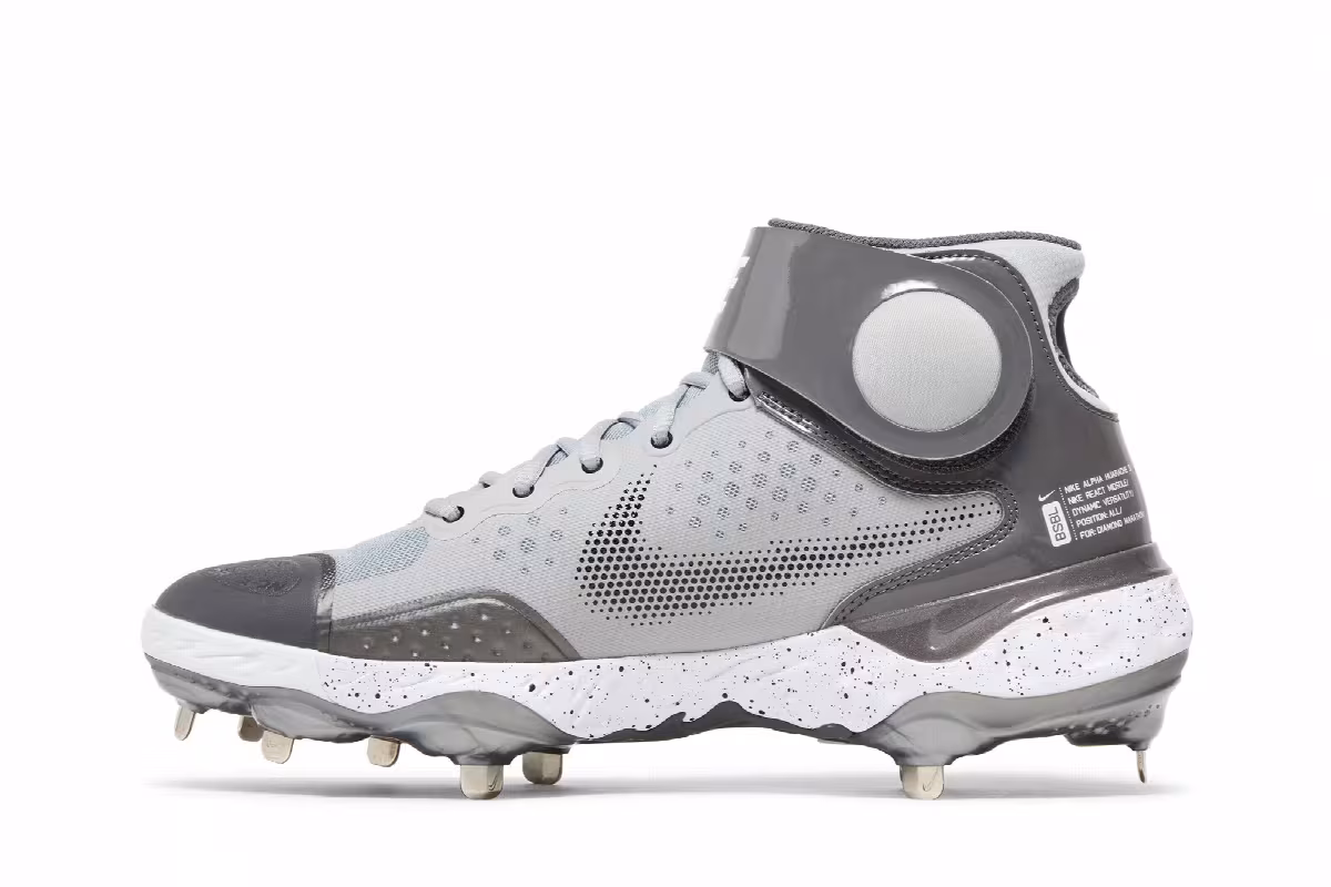 Nike Alpha Huarache Elite 3 Mid Light Smoke Grey, view 4