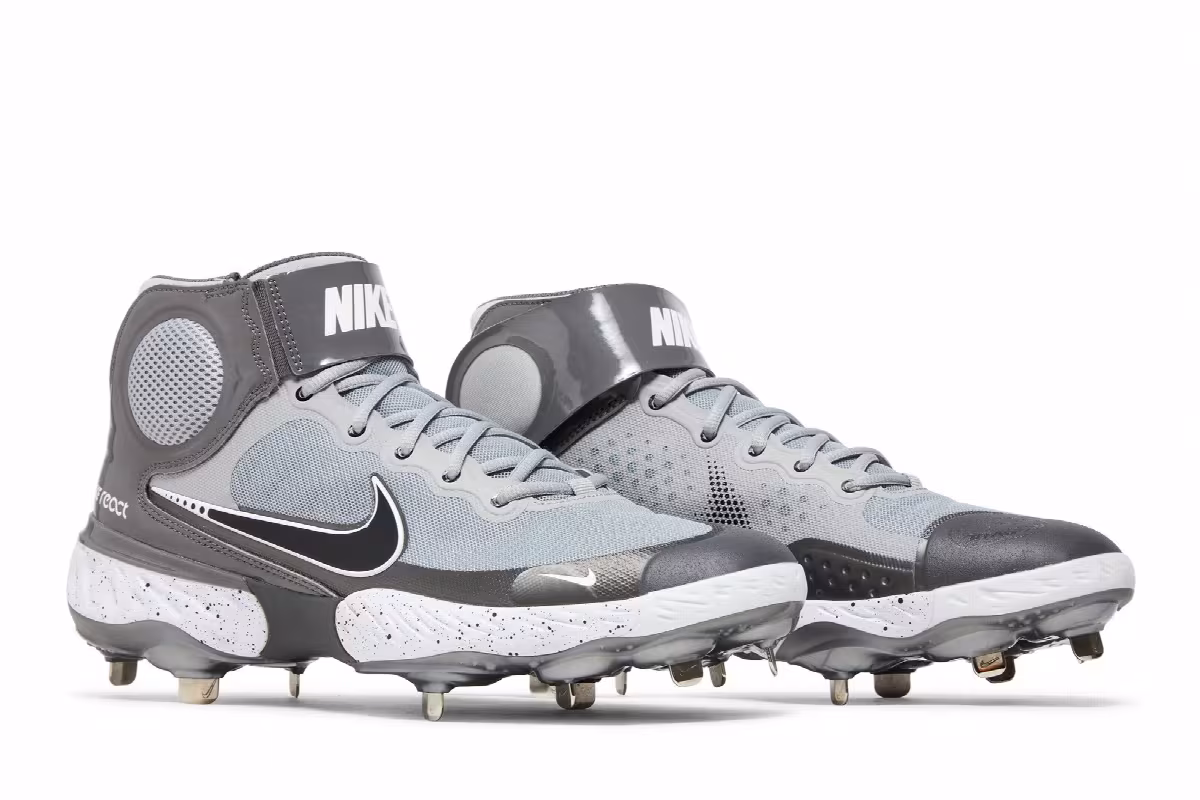 Nike Alpha Huarache Elite 3 Mid Light Smoke Grey, view 9