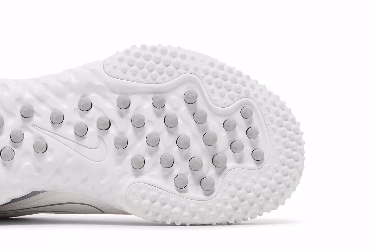 Nike Women's Alpha Huarache Elite 3 Turf White Metallic Silver, view 6