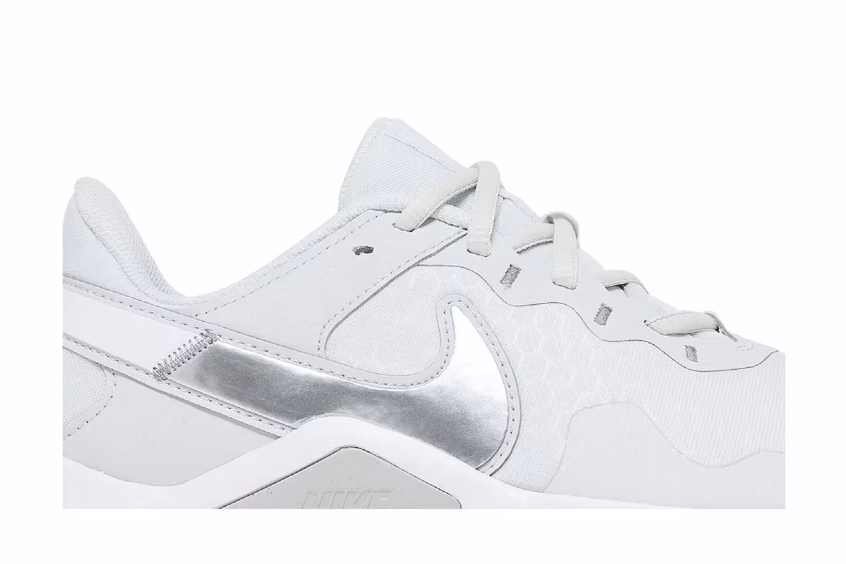 Nike Women's Legend Essential 2 Photon Dust Metallic Silver, view 3