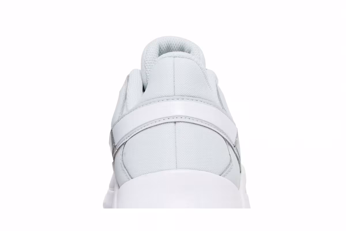 Nike Women's Legend Essential 2 Photon Dust Metallic Silver, view 8