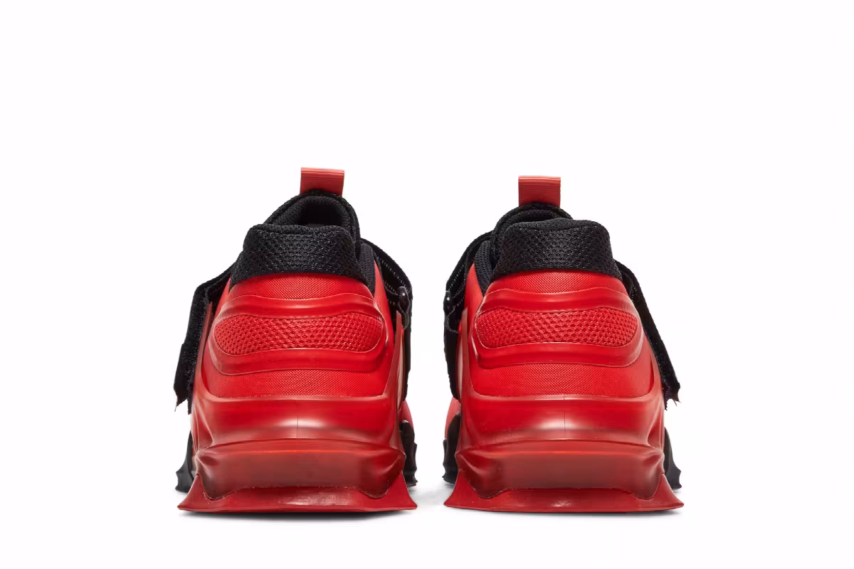 Nike Savaleos Chile Red, view 7