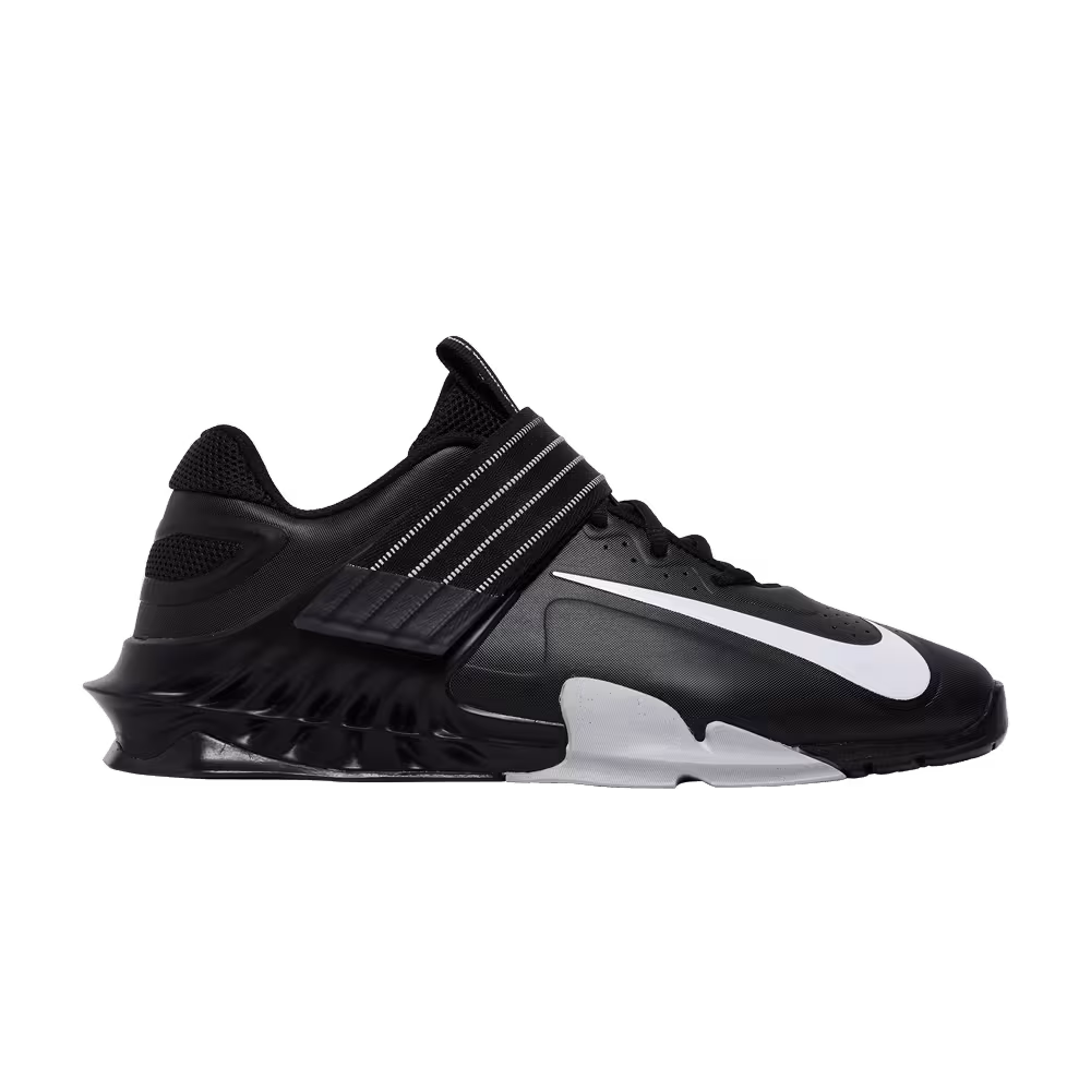 Nike Savaleos Black White