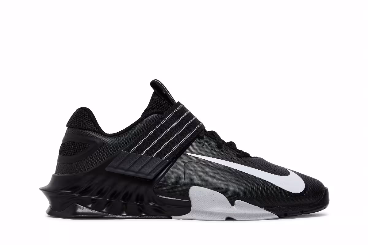 Nike Savaleos Black White, view 2