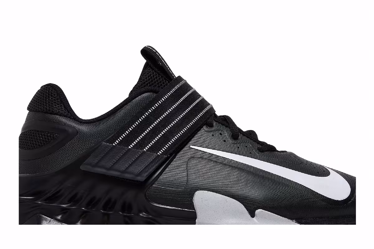 Nike Savaleos Black White, view 3