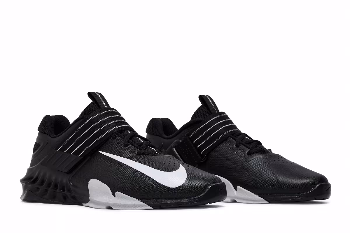 Nike Savaleos Black White, view 9