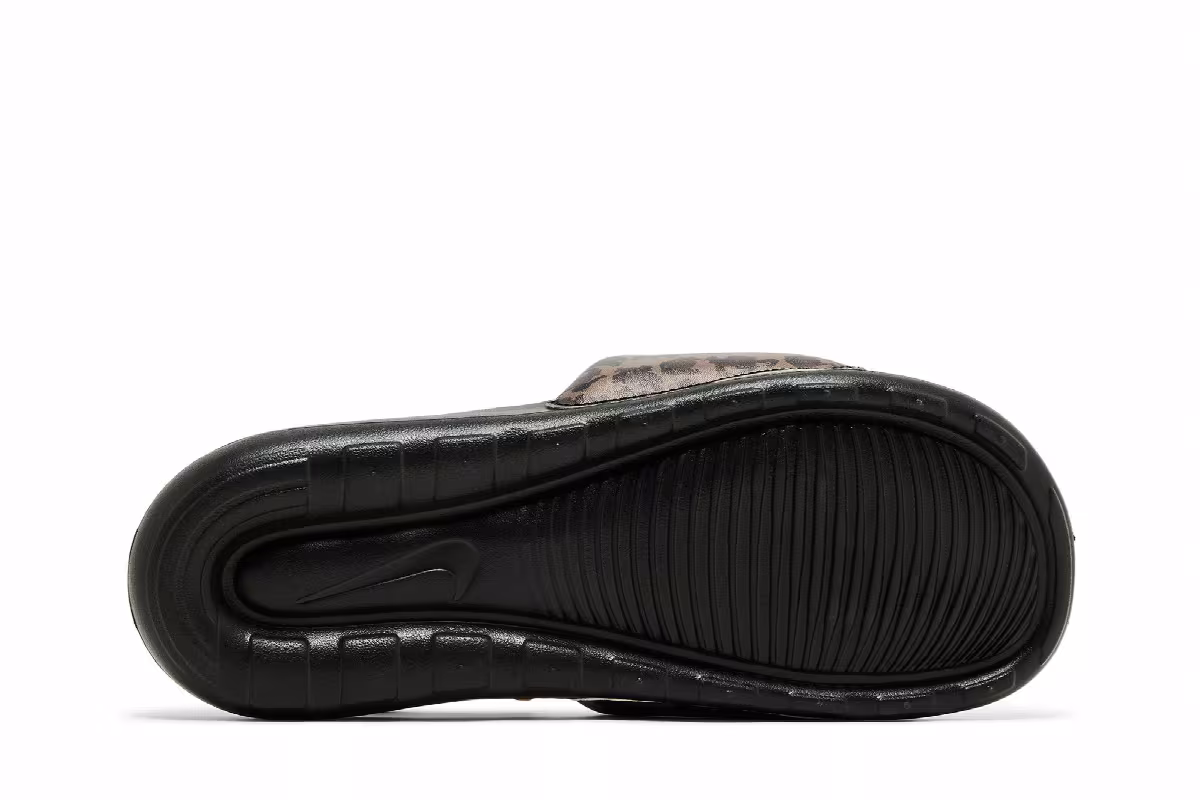 Nike Women's Victori One Printed Slide Leopard - Archaeo Brown, view 5
