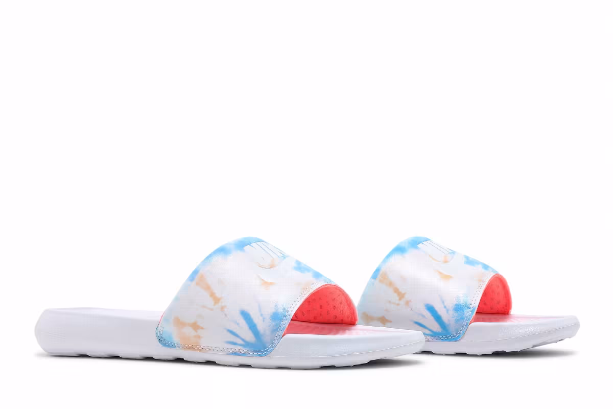 Nike Women's Victori One Printed Slide Tie-Dye, view 9