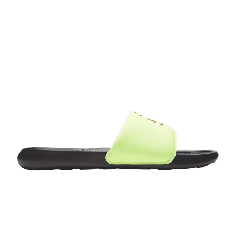 Nike Victori One Slide Light Liquid Lime