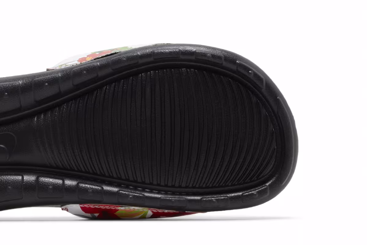 Nike Women's Victori One Printed Slide Floral - Black, view 6