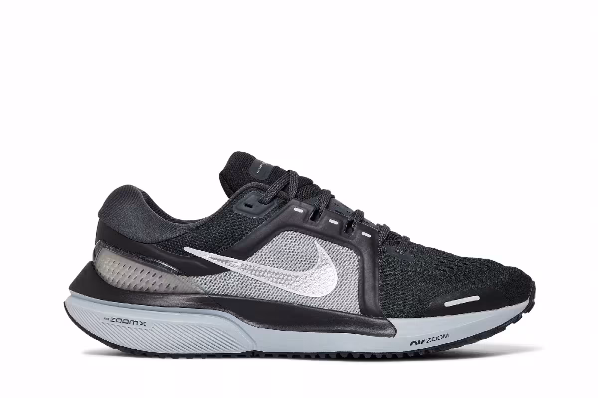 Nike Air Zoom Vomero 16 Black Metallic Silver, view 2