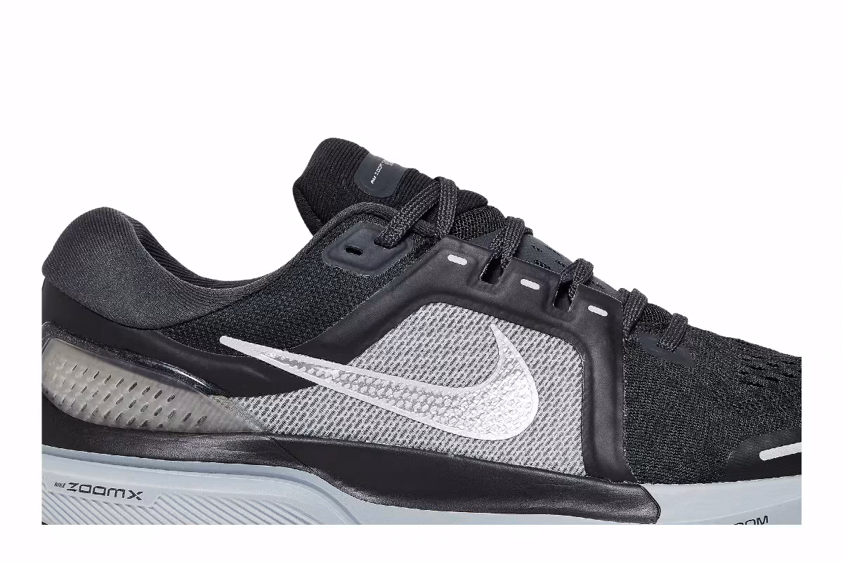 Nike Air Zoom Vomero 16 Black Metallic Silver, view 3
