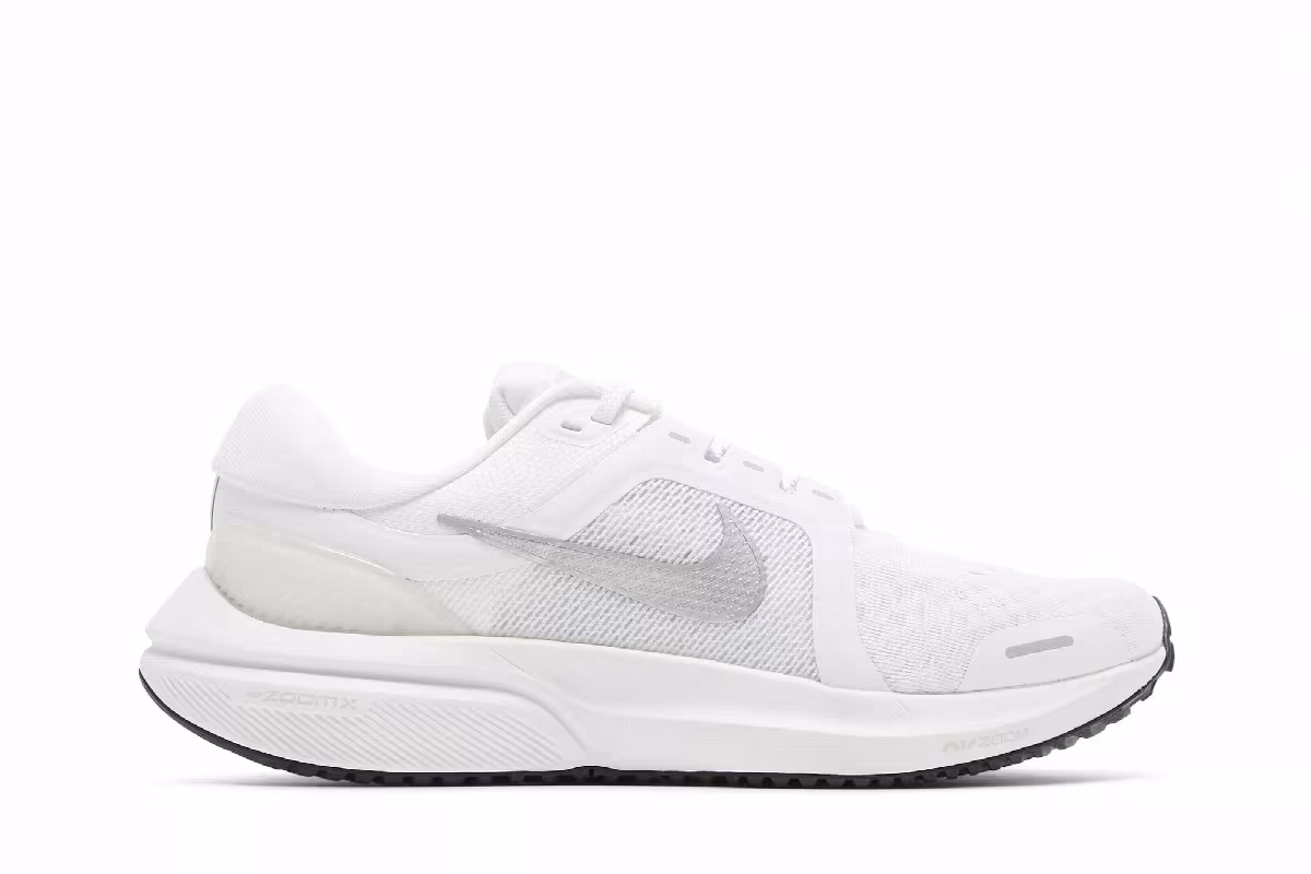 Nike Women's Air Zoom Vomero 16 White Metallic Silver, view 2