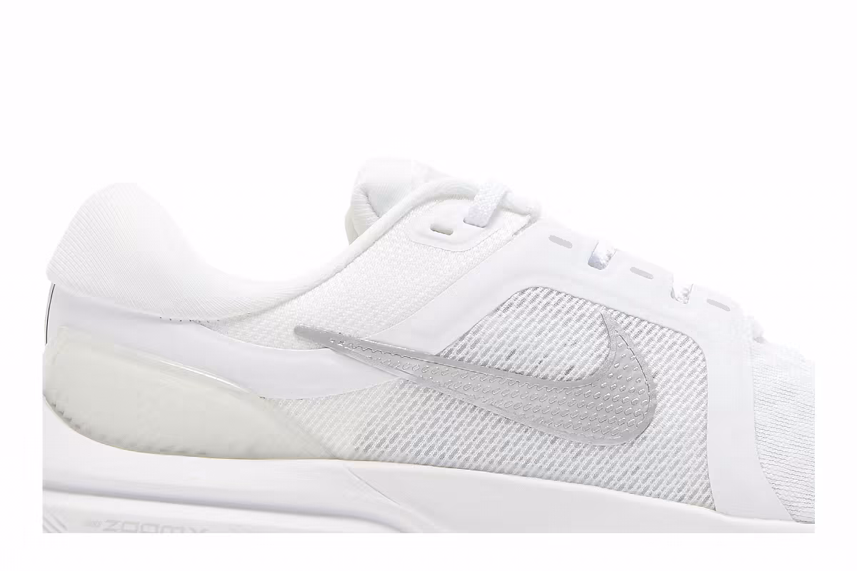 Nike Women's Air Zoom Vomero 16 White Metallic Silver, view 3