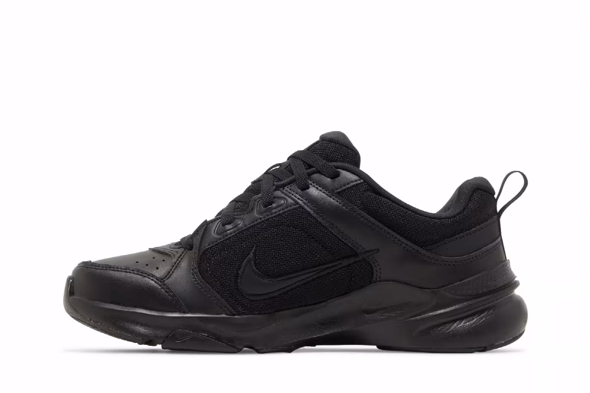 Nike Defy All Day Triple Black, view 4