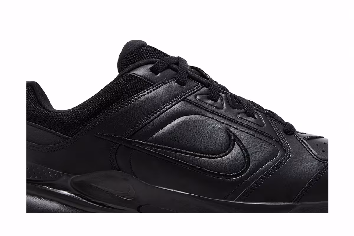 Nike Defy All Day Extra Wide Triple Black, view 3