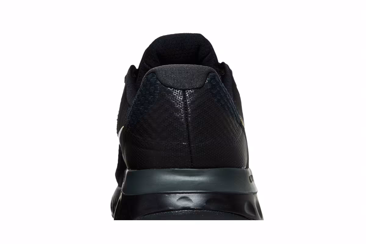 Nike Renew Run 2 Black Metallic Gold, view 8