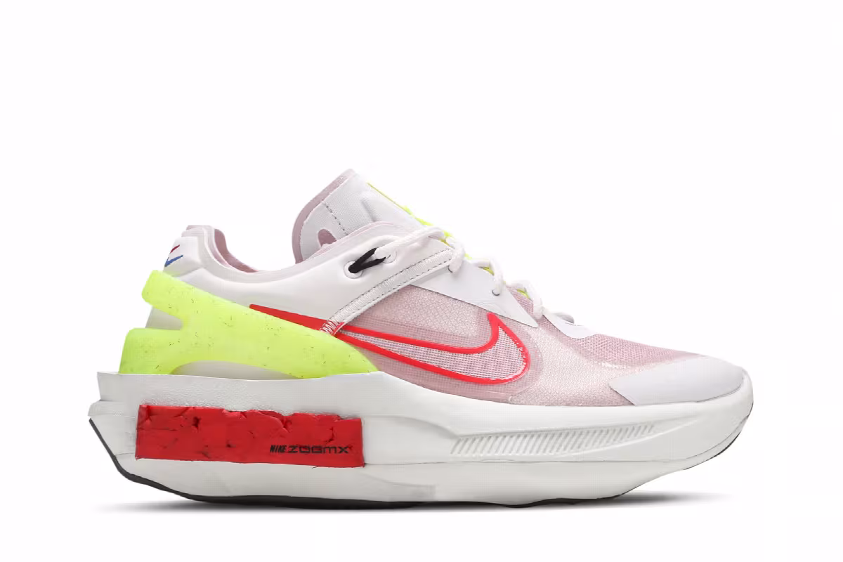 Nike Women's Fontanka Edge Light Arctic Pink, view 2