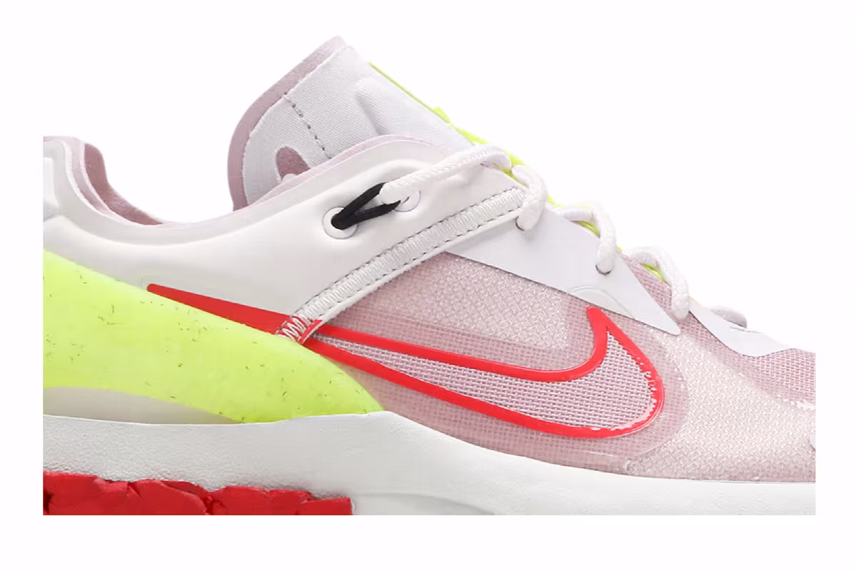 Nike Women's Fontanka Edge Light Arctic Pink, view 3