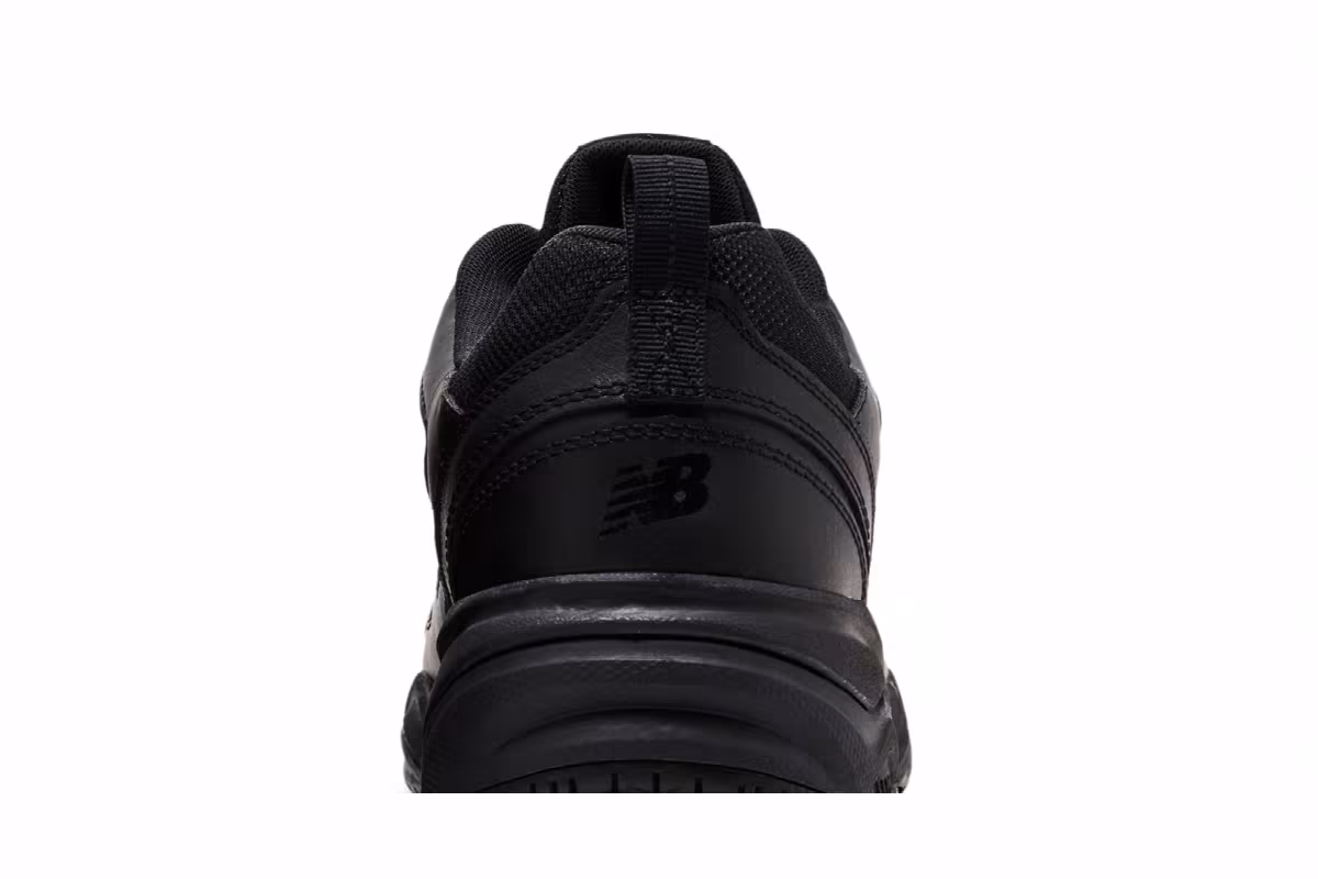 New Balance 626v2 4E Wide Triple Black, view 8