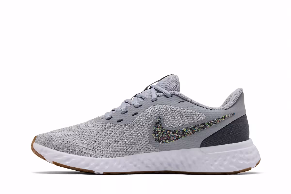 Nike Revolution 5 Premium Wolf Grey, view 4
