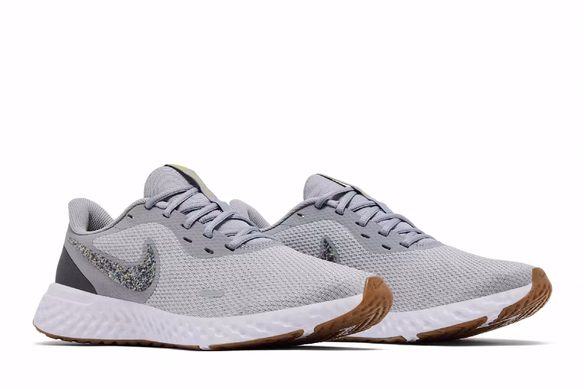 Nike Revolution 5 Premium Wolf Grey, view 9