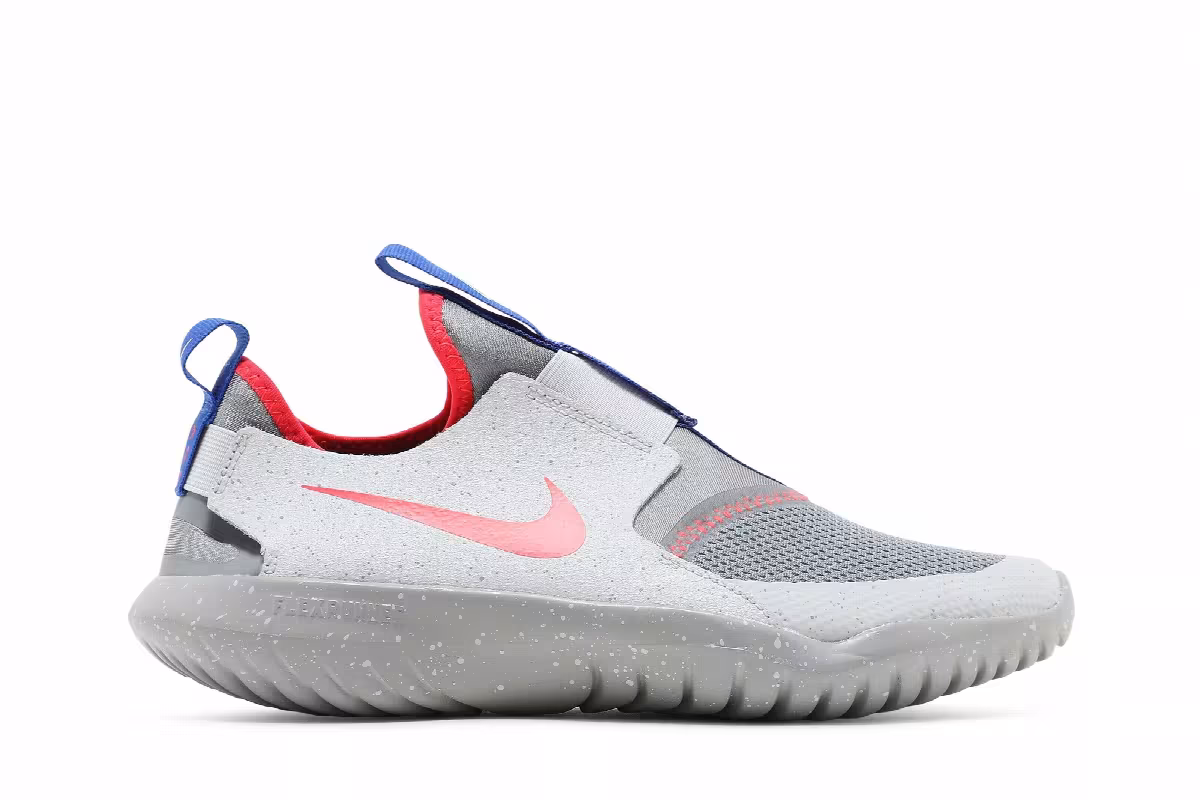 Nike Flex Runner SE GS Particle Grey Bright Crimson, view 2