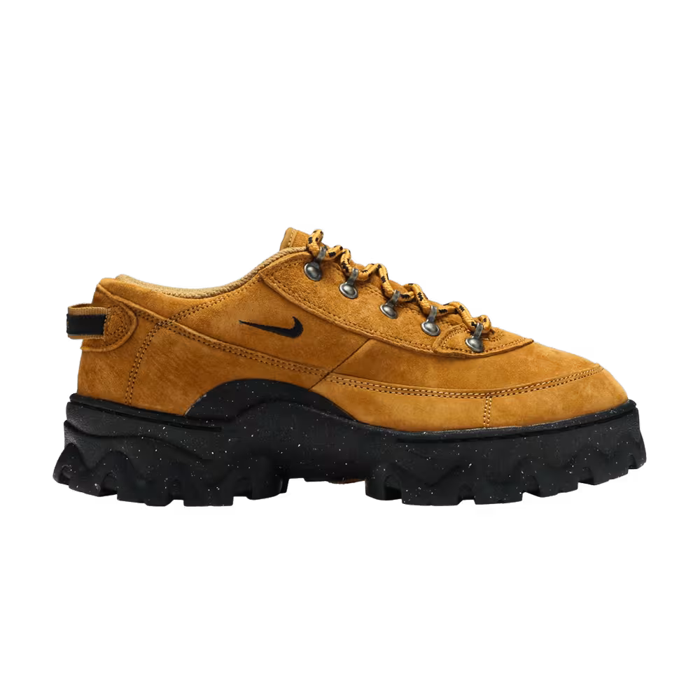 Nike Women's Lahar Low Wheat
