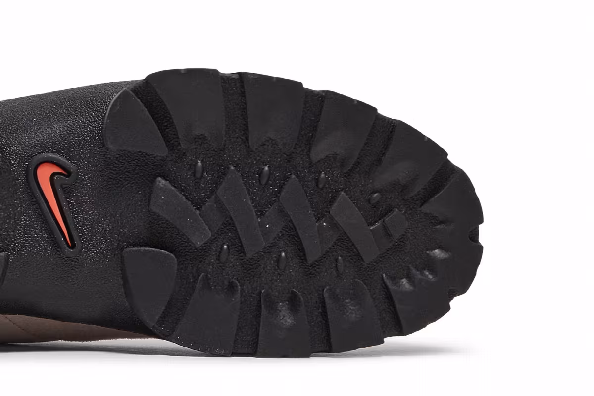 Nike Women's Lahar Low Fossil Stone Black, view 6