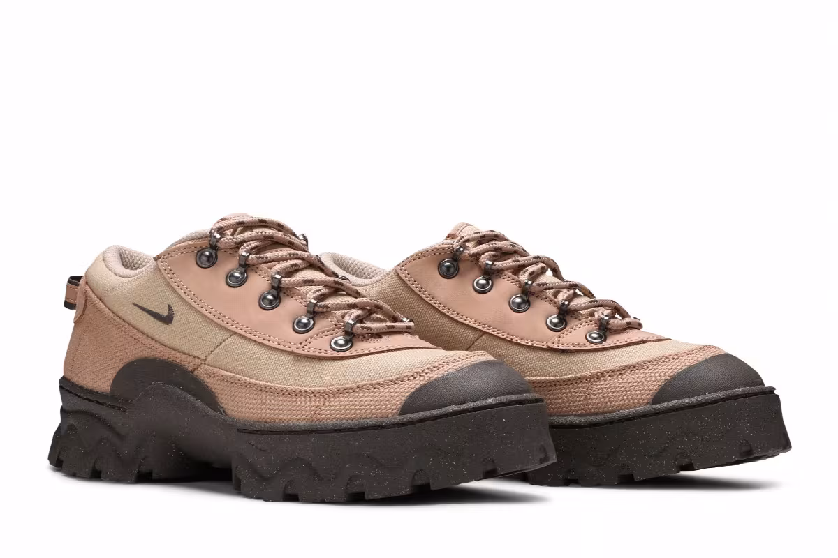 Nike Women's Lahar Low Canvas Grain, view 9