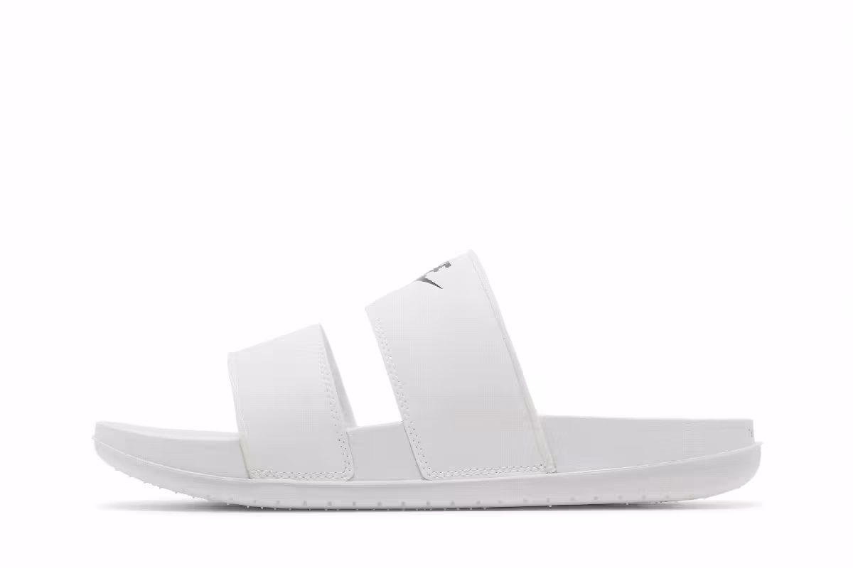 Nike Women's Offcourt Duo Slide White Black, view 4