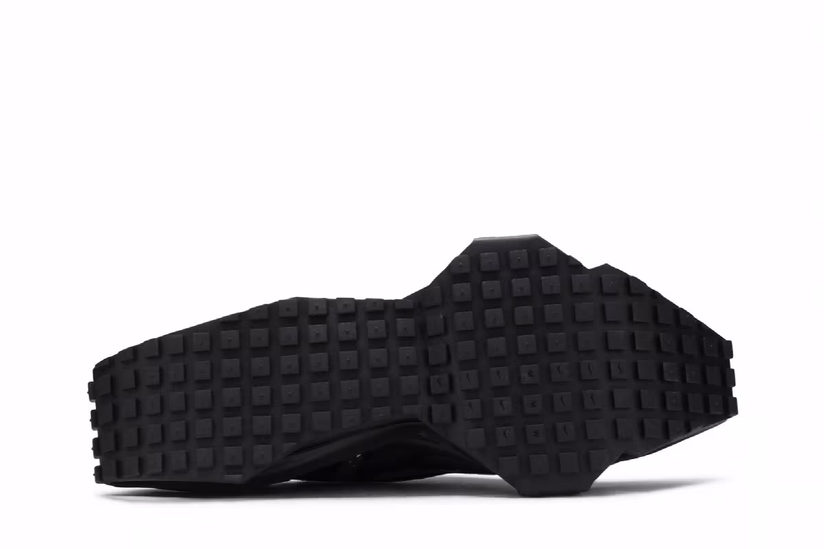 Matthew M. Williams x Nike Zoom 004 Triple Black, view 5