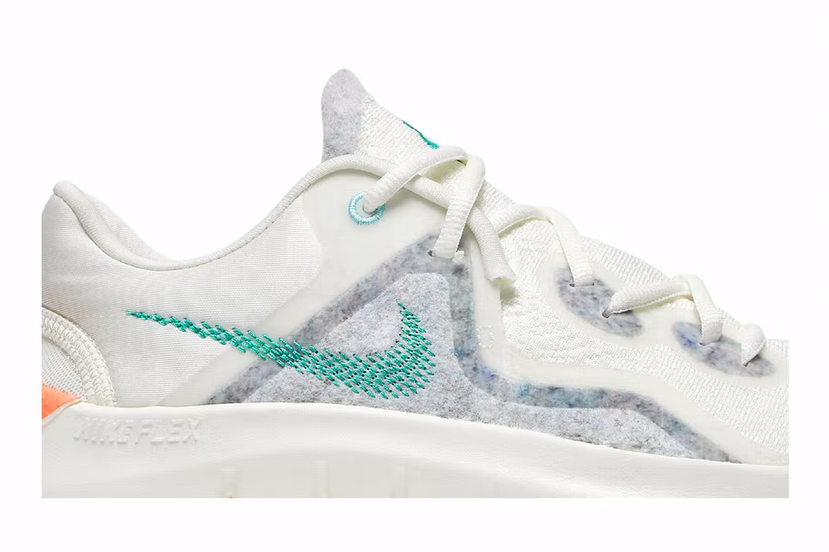 Nike Women's Flex Run 2021 Sail Copa, view 3