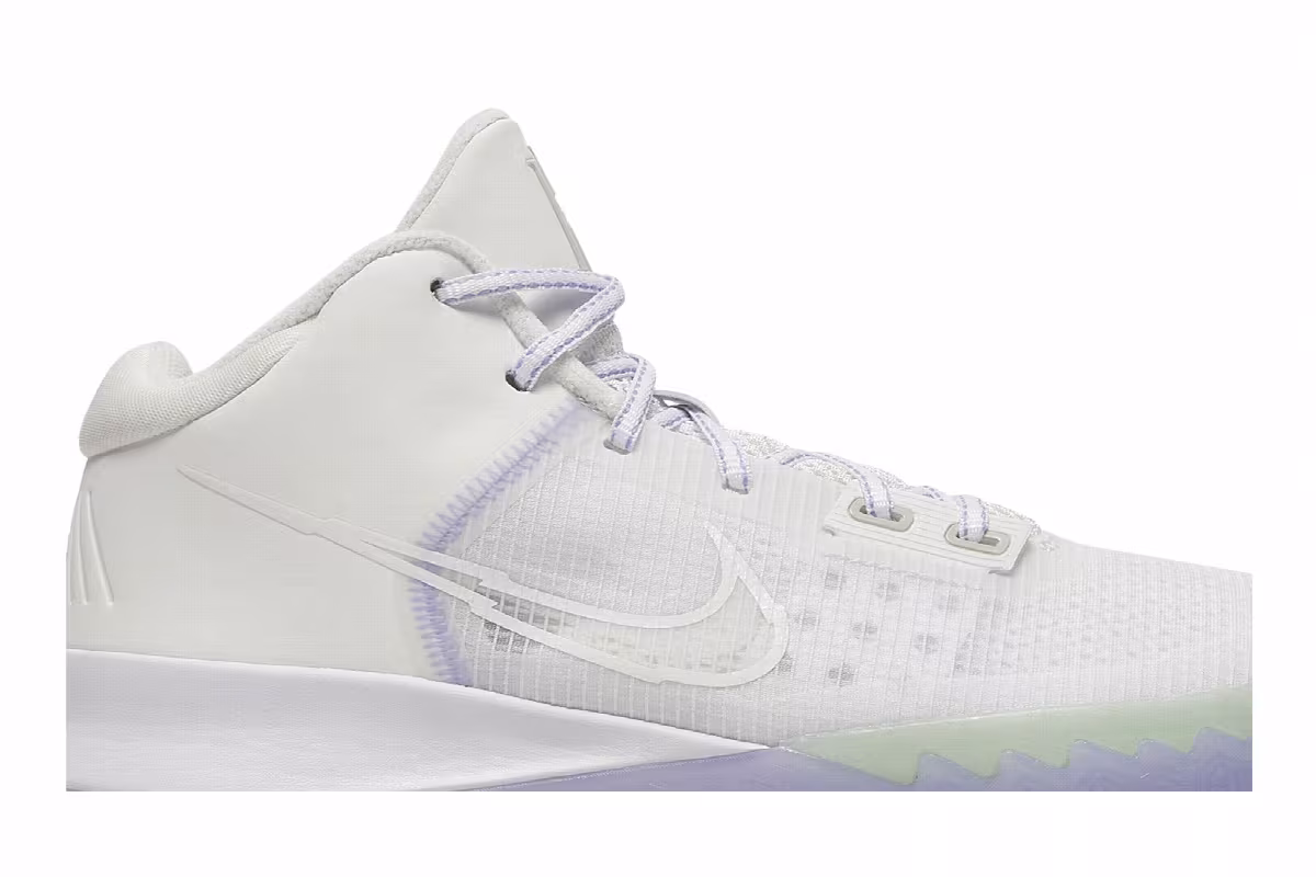 Nike Kyrie Flytrap 4 EP White Purple Pulse, view 3
