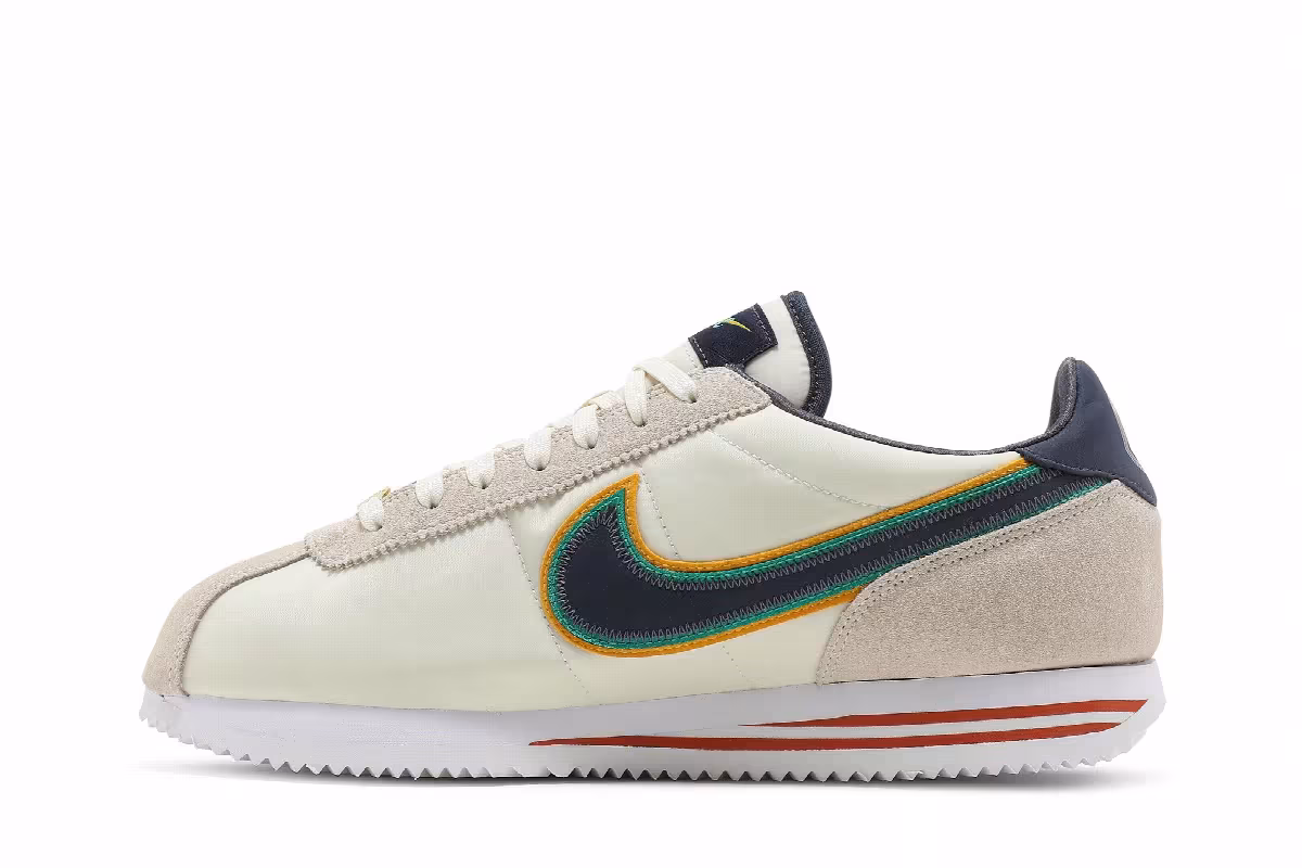 Nike Cortez Basic Premium Coconut Milk Thunder Blue, view 4