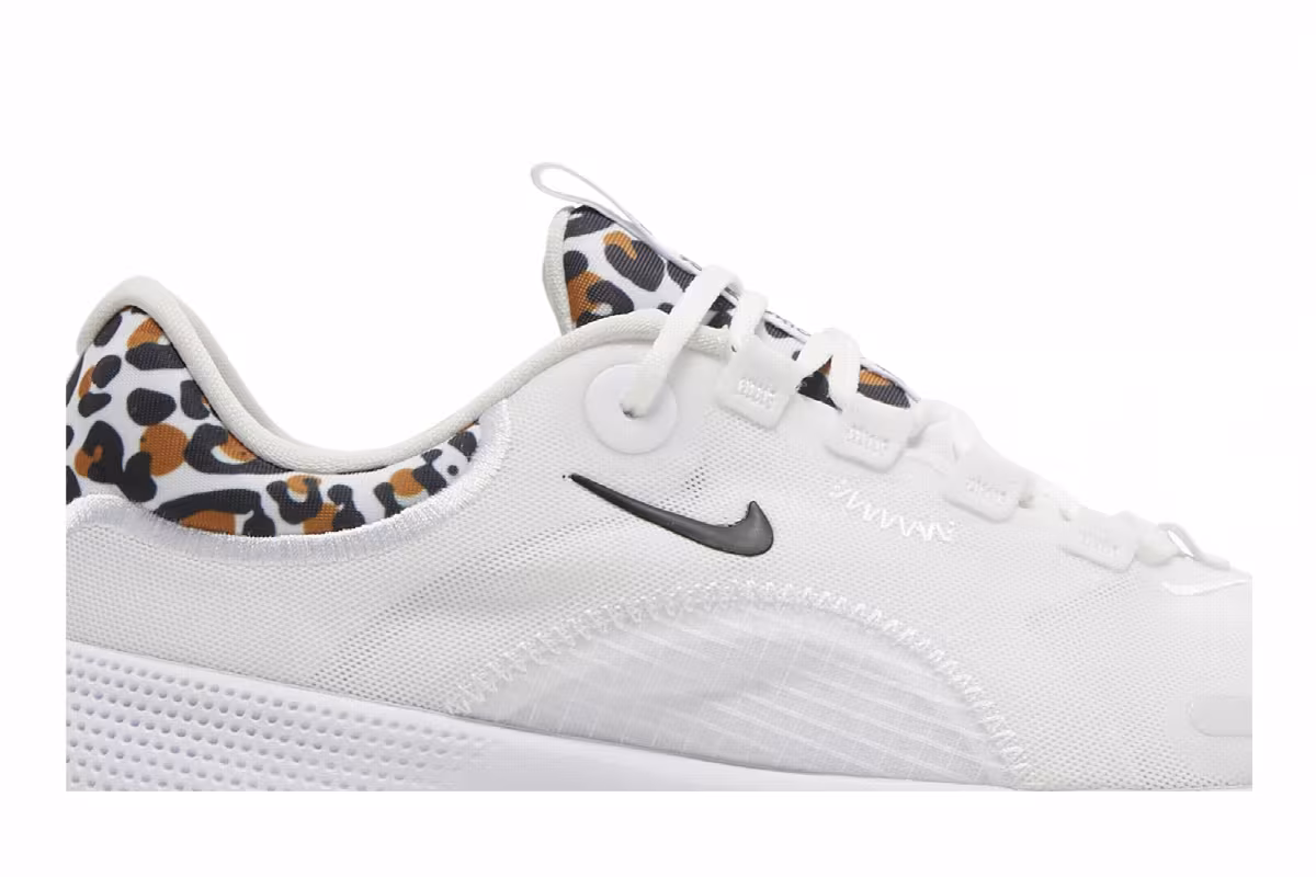 Nike Women's React Escape Run White Leopard, view 3