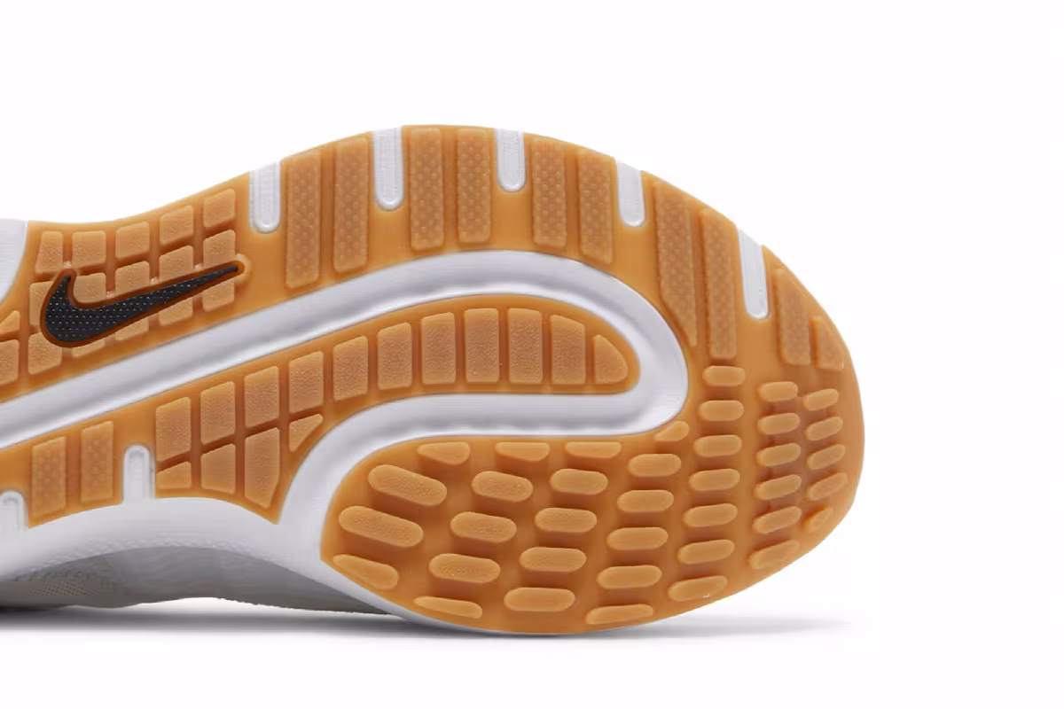 Nike Women's React Escape Run White Leopard, view 6