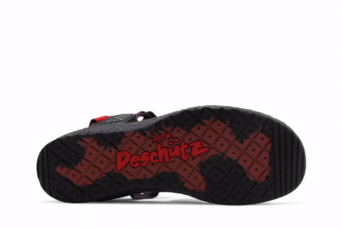 Nike ACG Air Deschutz + Redstone, view 5