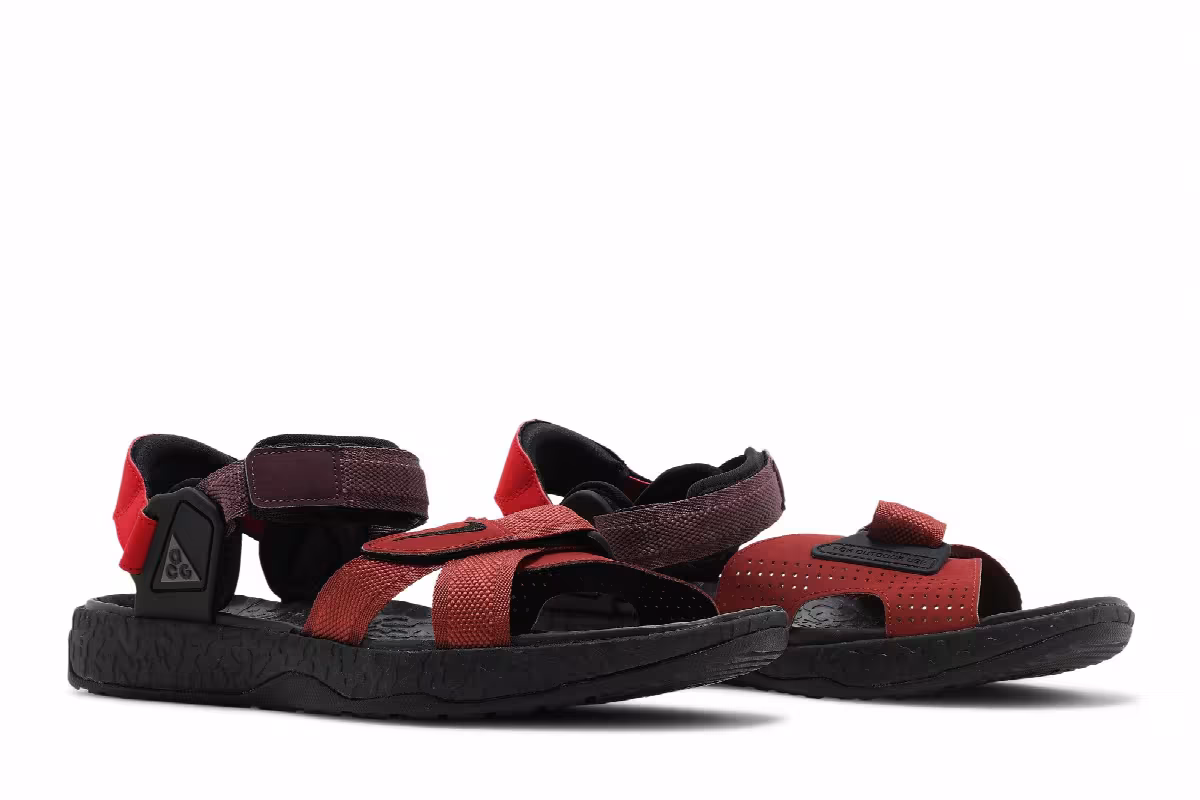 Nike ACG Air Deschutz + Redstone, view 9
