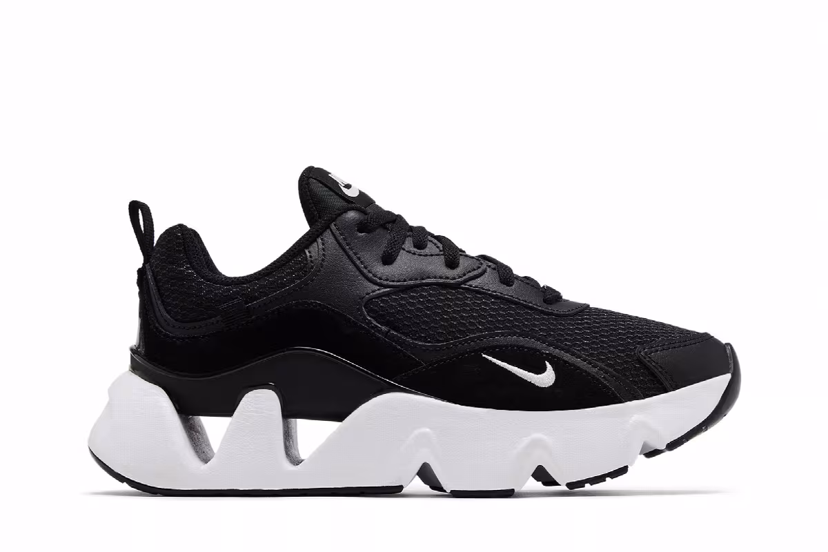 Nike Women's RYZ 365 2 Black White, view 2