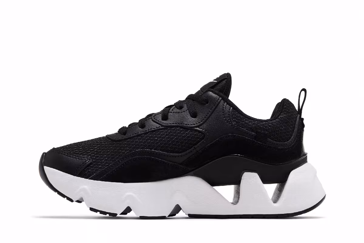 Nike Women's RYZ 365 2 Black White, view 4