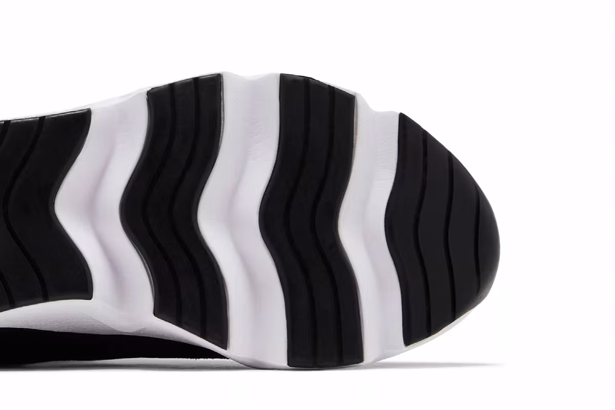 Nike Women's RYZ 365 2 Black White, view 6