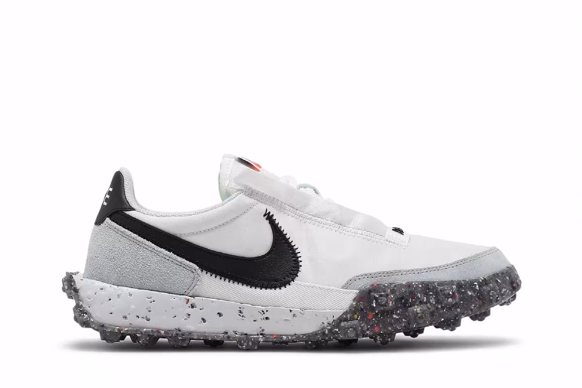 Nike Women's Waffle Racer Crater White Black, view 2