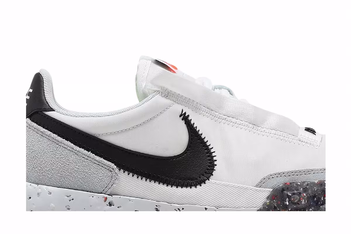 Nike Women's Waffle Racer Crater White Black, view 3