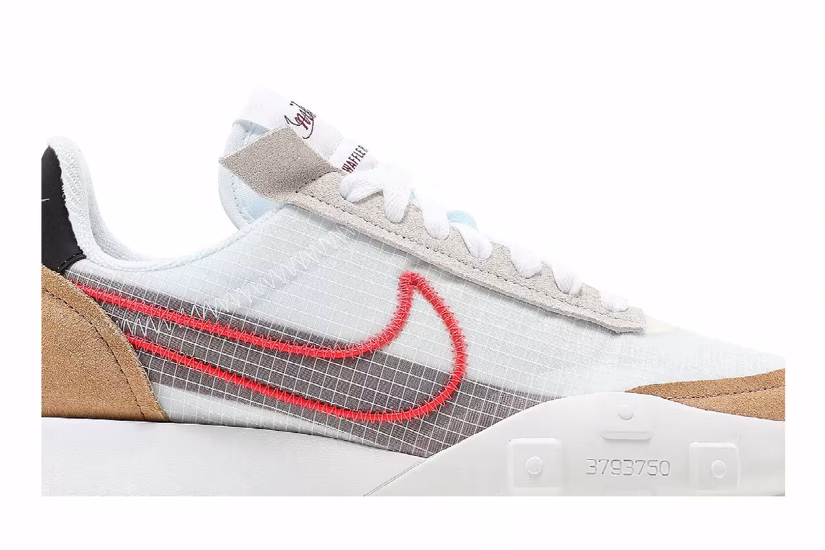 Nike Women's Waffle Racer 2X White Bright Crimson, view 3