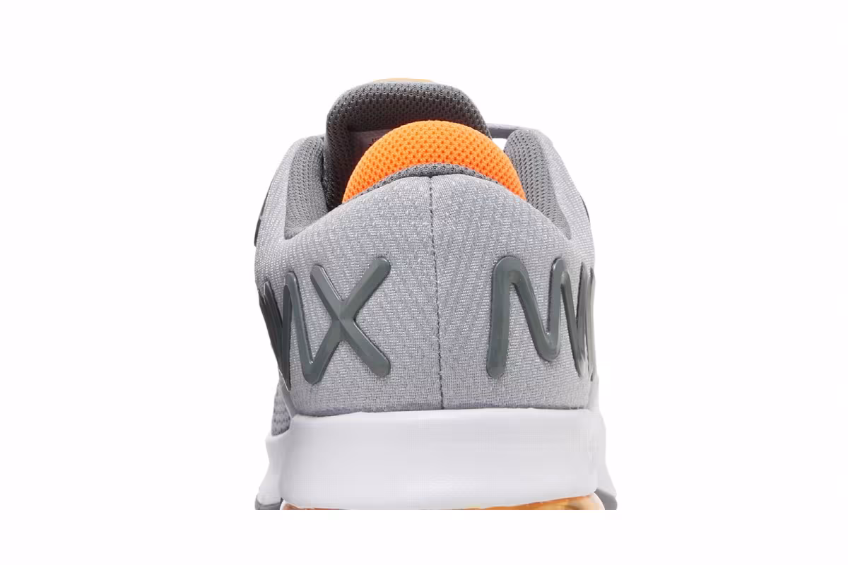 Nike Air Max Alpha Trainer 4 Wolf Grey Total Orange, view 8