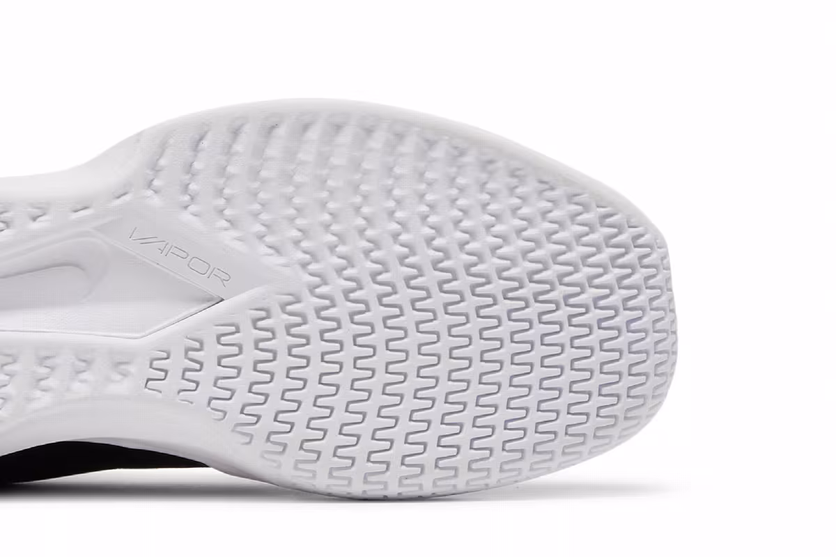 NikeCourt Vapor Lite Black White, view 6